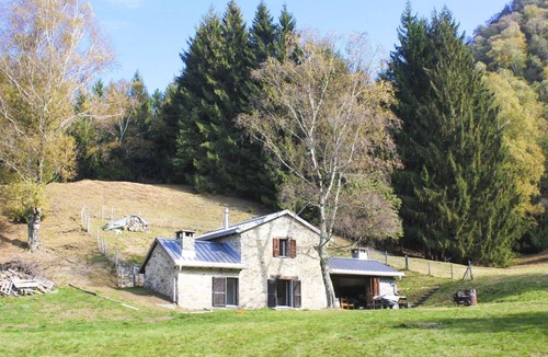 Monteceneri House | Beautiful private villa for 6 people with TV, patio, pets allowed, panoramic view and parking