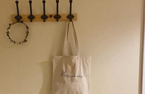 Enniskillen House | Betty's Farm Cottage