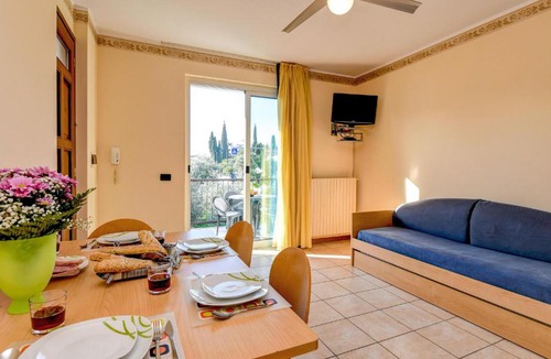 Toscolano Maderno Apartment | Bilo 4 pax - Apt 4