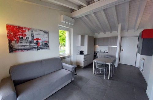 Villanuova sul Clisi Apartment | Bright apartment with pool and amazing view