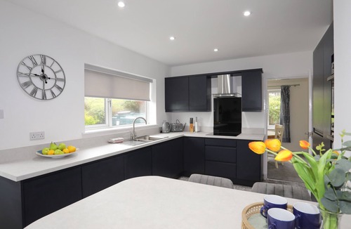 Rhydwyn House | BWTHYN Y BAE, pet friendly, country holiday cottage in Llanfaethlu