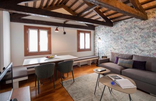San Polo Apartment | Ca' della Scimmia - Rialto Bridge, Venice