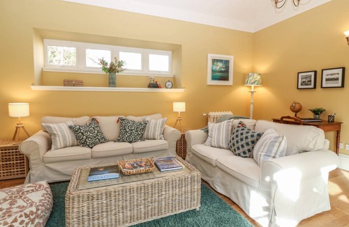 Aberargie Cottage | Cabin ∙ 2 bedrooms ∙ 4 guests