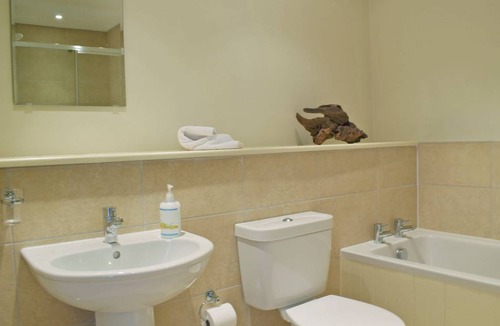 Fearnan Cottage | Cabin ∙ 2 bedrooms ∙ 4 guests