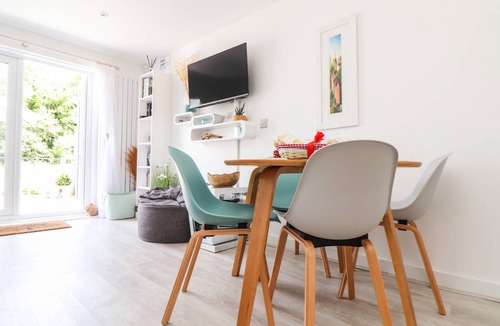 Little Petherick Cottage | Cabin ∙ 2 bedrooms ∙ 4 guests