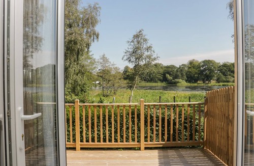 Castle Douglas Cottage | Cabin ∙ 2 bedrooms ∙ 4 guests