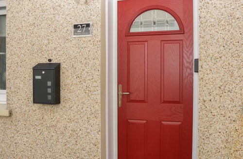 Castle Douglas Cottage | Cabin ∙ 2 bedrooms ∙ 4 guests