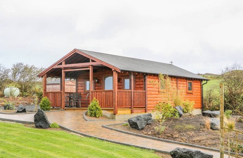 Bushmills Cottage | Cabin ∙ 2 bedrooms ∙ 5 guests