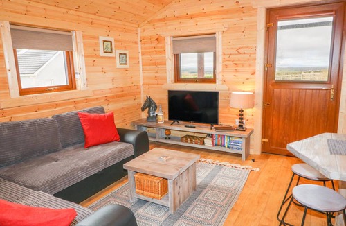 Bushmills Cottage | Cabin ∙ 2 bedrooms ∙ 5 guests