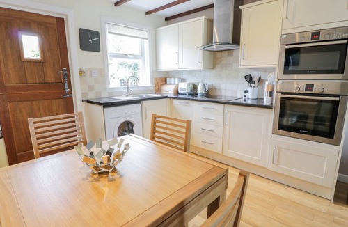 Ellenabeich Cottage | Cabin ∙ 2 bedrooms ∙ 4 guests