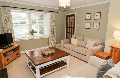 Crieff Cottage | Cabin ∙ 2 bedrooms ∙ 4 guests