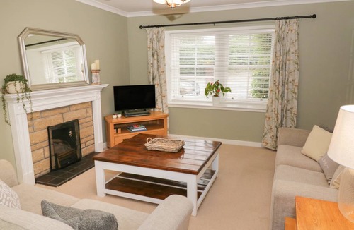 Crieff Cottage | Cabin ∙ 2 bedrooms ∙ 4 guests