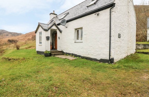 Sallachy Cottage | Cabin ∙ 2 bedrooms ∙ 4 guests