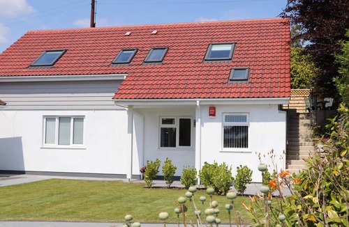 Helston Cottage | Cabin ∙ 2 bedrooms ∙ 4 guests