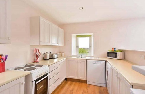 Anstruther Cottage | Cabin ∙ 2 bedrooms ∙ 4 guests