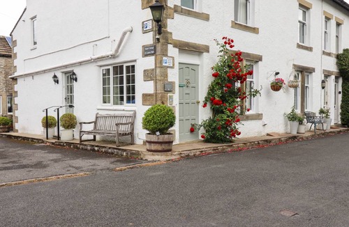 Linton-in-Craven Cottage | Cabin ∙ 3 bedrooms ∙ 6 guests