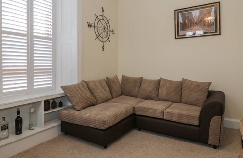 Jedburgh Cottage | Cabin ∙ 3 bedrooms ∙ 6 guests
