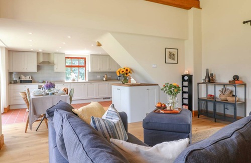 Birchover Cottage | Cabin ∙ 3 bedrooms ∙ 6 guests