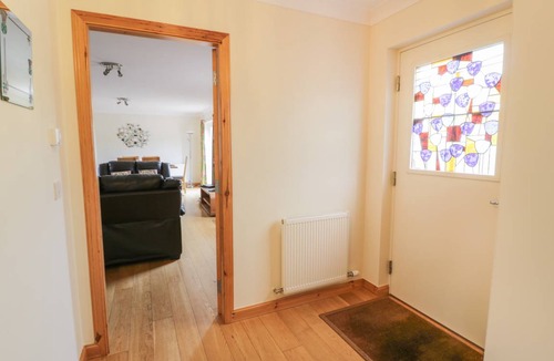 Murthly Cottage | Cabin ∙ 3 bedrooms ∙ 6 guests