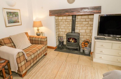 Cirencester Cottage | Cabin ∙ 4 bedrooms ∙ 8 guests