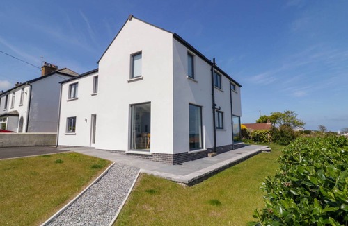 Donaghadee Cottage | Cabin ∙ 4 bedrooms ∙ 8 guests