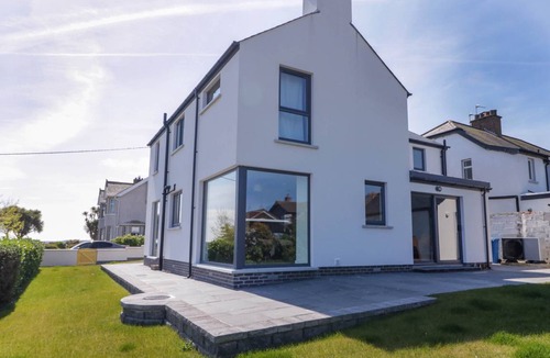 Donaghadee Cottage | Cabin ∙ 4 bedrooms ∙ 8 guests