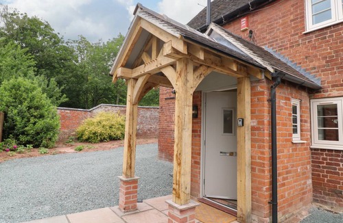 Pattingham Cottage | Cabin ∙ 4 bedrooms ∙ 10 guests