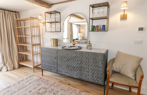 Pattingham Cottage | Cabin ∙ 4 bedrooms ∙ 10 guests