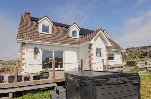 Oldshoremore Cottage | Cabin ∙ 4 bedrooms ∙ 8 guests