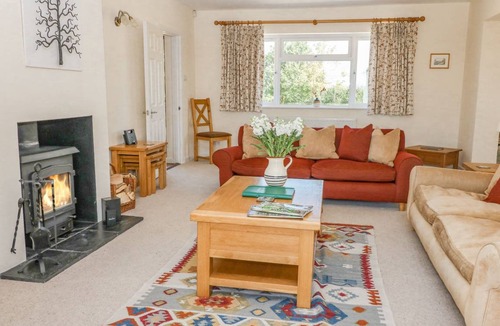 Witney Cottage | Cabin ∙ 5 bedrooms ∙ 10 guests