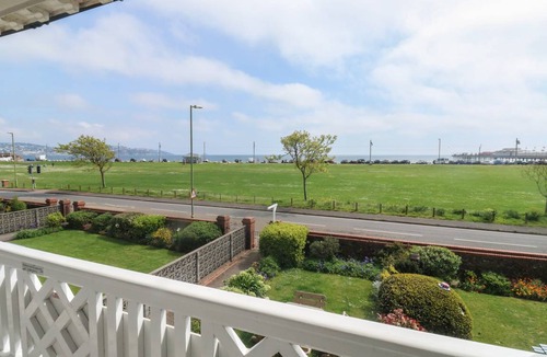 Paignton Cottage | Cabin ∙ 5 bedrooms ∙ 10 guests