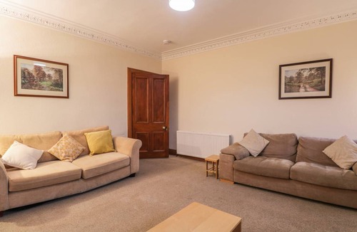 Grantown-on-Spey Cottage | Cabin ∙ 6 bedrooms ∙ 12 guests