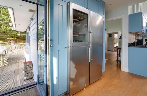 Rock Cottage | Camel Point