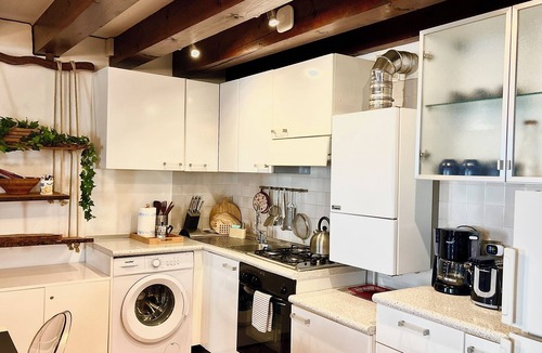 Cannaregio Apartment | Canal View - PLEASE READ THE DESCRIPTION