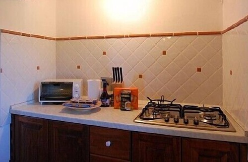 Grassina House | Casa Bonannia P: A bright two-story apartment in the characteristic style of the Tuscan countryside.