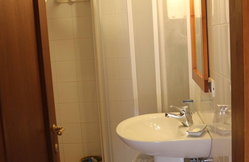 Fabriano House | CASA LELLA - Bright, comfortable and quiet apartment 3 km from Fabriano