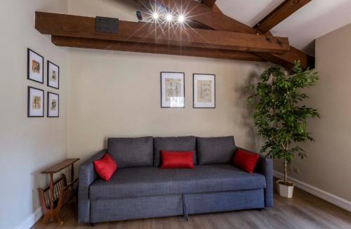 Macerata Apartment | Casa Tosca con balcone vicino parcheggio