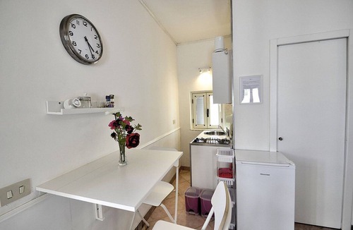 Pucara House | Casa Trifone C: A graceful studio apartment surrounded by the greenery, with Free WI-FI.