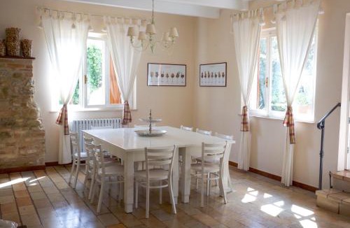 Monterubbiano House | Casa vacanze a Rubbianello