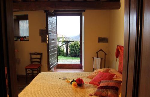 Raggiolo House | Casa Vacanze Le Antiche Pietre
