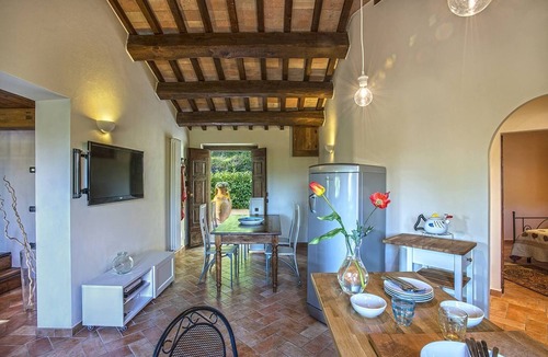 Acqualagna Villa | Casale degli Ulivi 12 by Marche Holiday Villas
