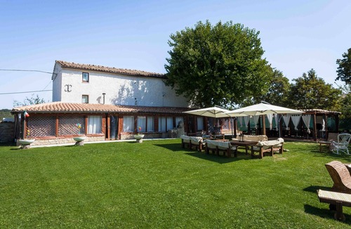 Montefalcone Appennino Cottage | Casale Viozzi – Relax and Nature in the Marche
