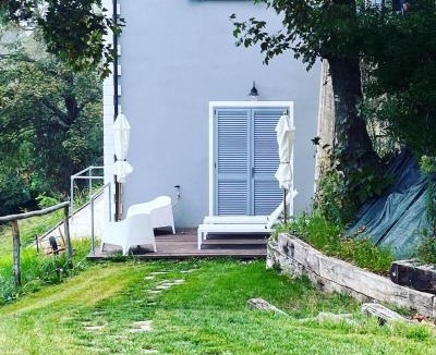 Montaldo Scarampi Bed & Breakfast | Cascina GianTino suite Cantina - G A Y - M E N - O N L Y