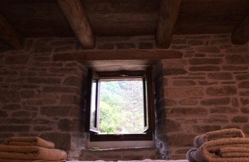 Bagno di Romagna Ski Chalet | Casina del Ponte on the river in the middle of the woods