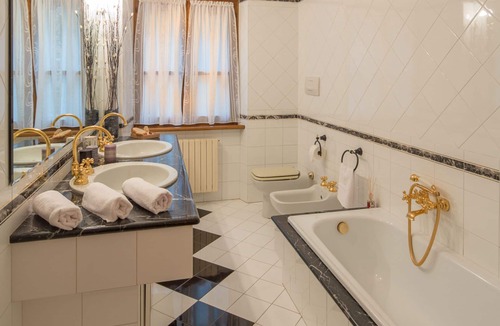 Pieve al Bagnoro Other | Castle with panoramic view near Cortona suitable for groups of friends