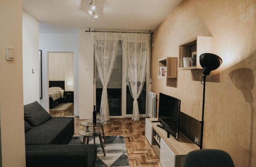 Grbavica Apartment | Central New Apartment