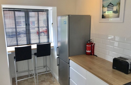 Reading City Centre House | Centre of Town, 3 bedrooms, sleeps 6, own parking and patio close to The Oracle