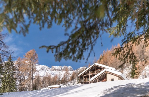 Livinallongo del Col di Lana Ski Chalet | Chalet 'Dolomites Cesa Del Louf' with Mountain View and Terrace