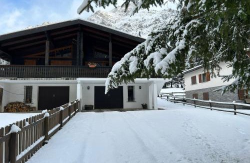 Mesocco House | Chalet Soleada - Happy Rentals