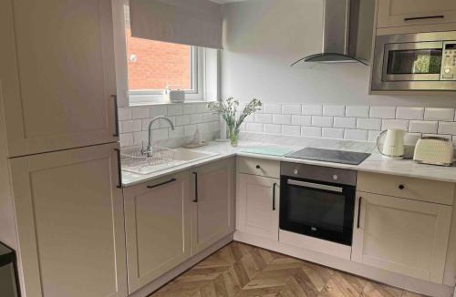 New Earswick Apartment | Charming 2-Bed Apartment with free parking 10 mins drive to York City